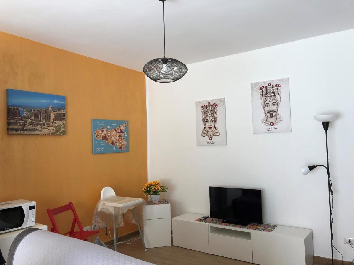 Casa Peppino Apartment Letojanni Exterior photo