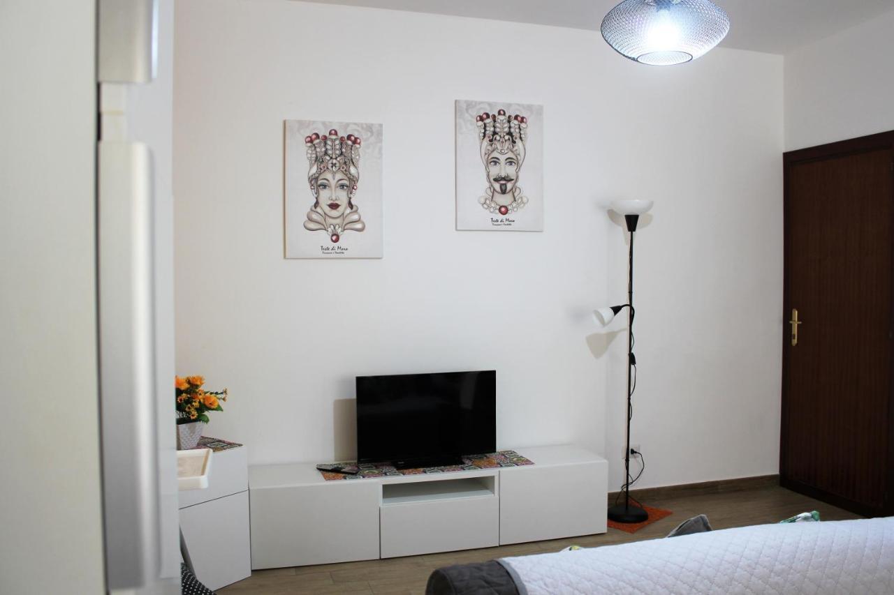 Casa Peppino Apartment Letojanni Exterior photo